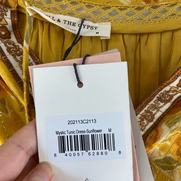 Spell Mystic Tunic Sunflower - Picture 4 of 7